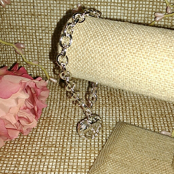 🌼HEART TAG SILVER BRACELET🌸 - Picture 2 of 5